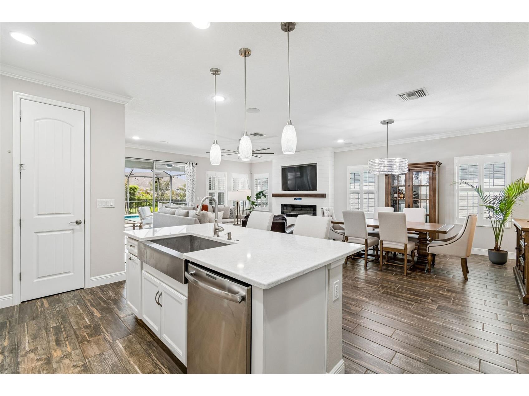 7426 Sungold Meadow Court Apollo Beach FL 33572 TB8512819 image9