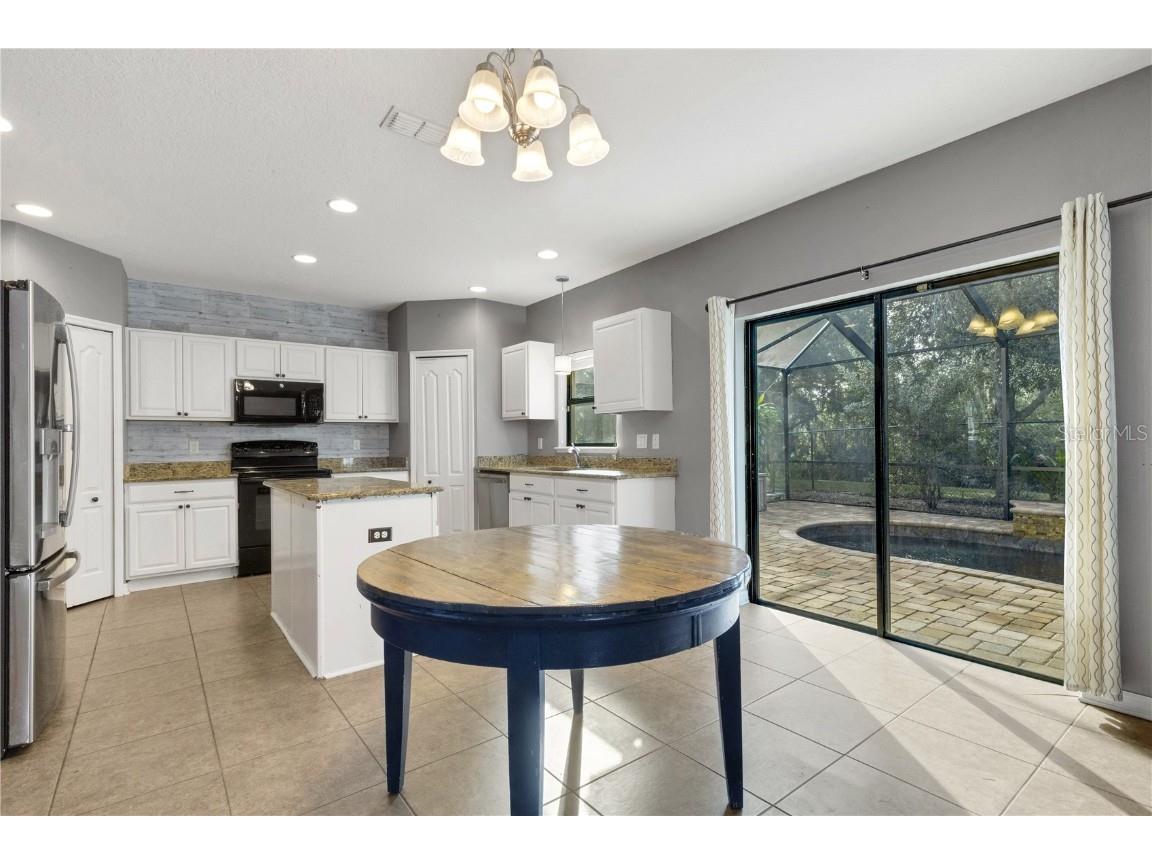 7427 61st Street E Palmetto FL 34221 A4670062 image14