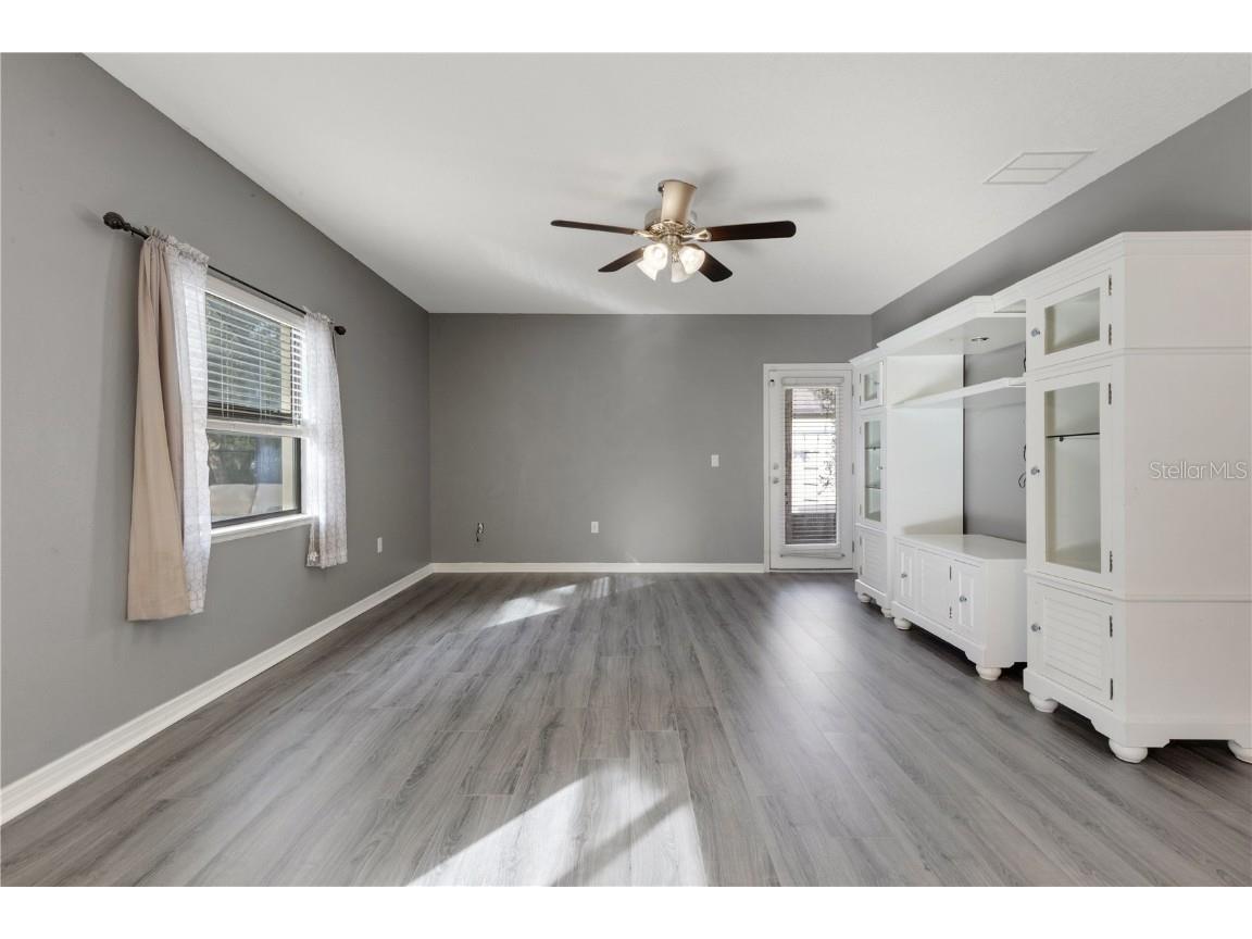 7427 61st Street E Palmetto FL 34221 A4670062 image17