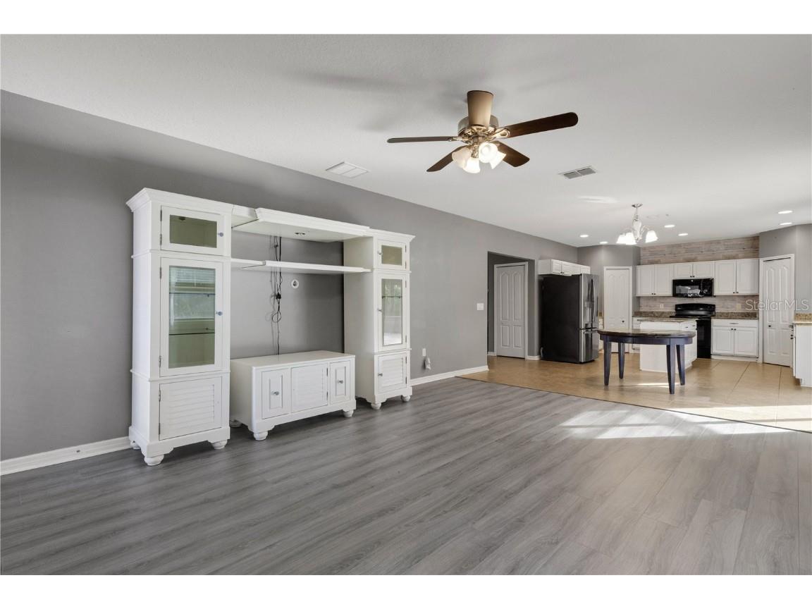 7427 61st Street E Palmetto FL 34221 A4670062 image19