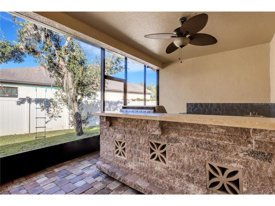 7427 61st Street E Palmetto FL 34221 A4670062 image71