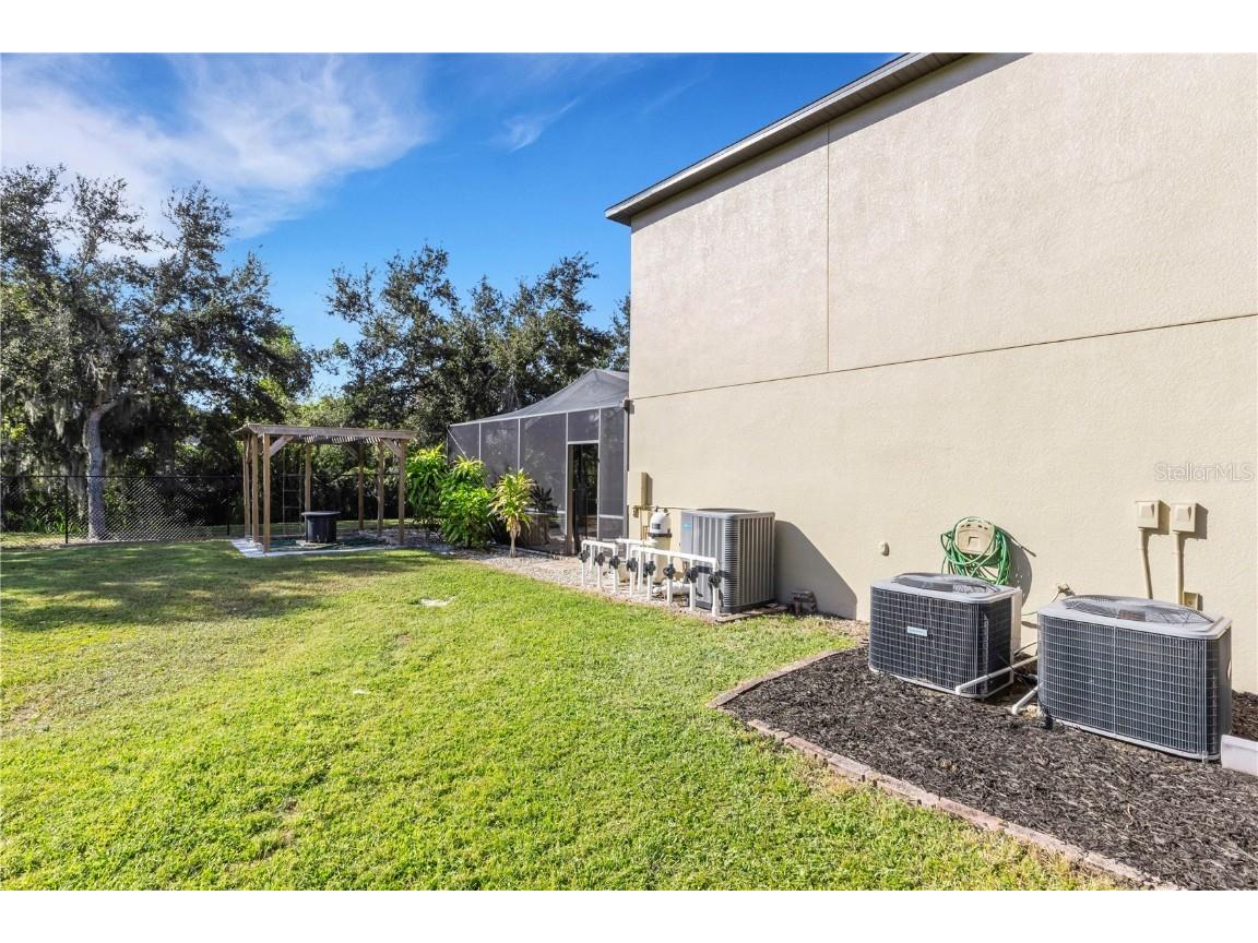 7427 61st Street E Palmetto FL 34221 A4670062 image80