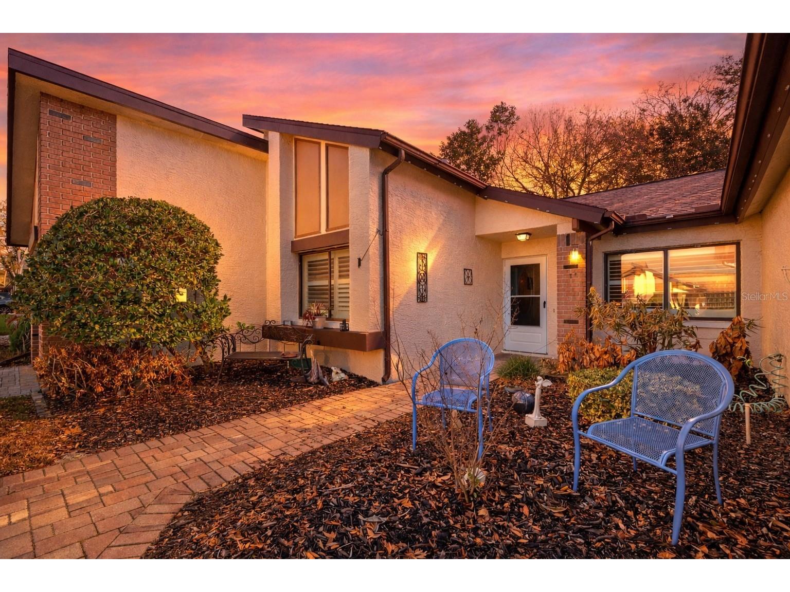 7427 Heather Walk Drive Weeki Wachee FL 34613 W7883157 image1