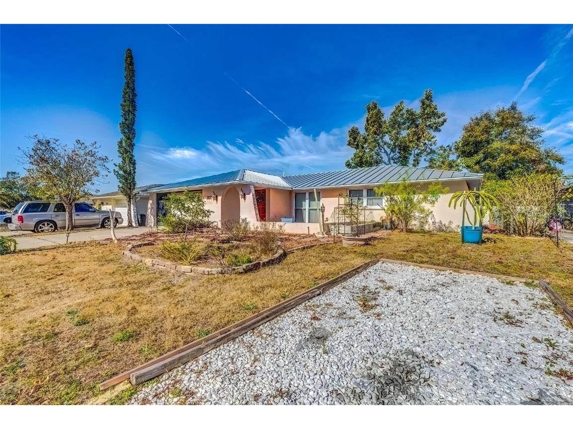 7427 Isle Drive Port Richey FL 34668 TB8328896 image1