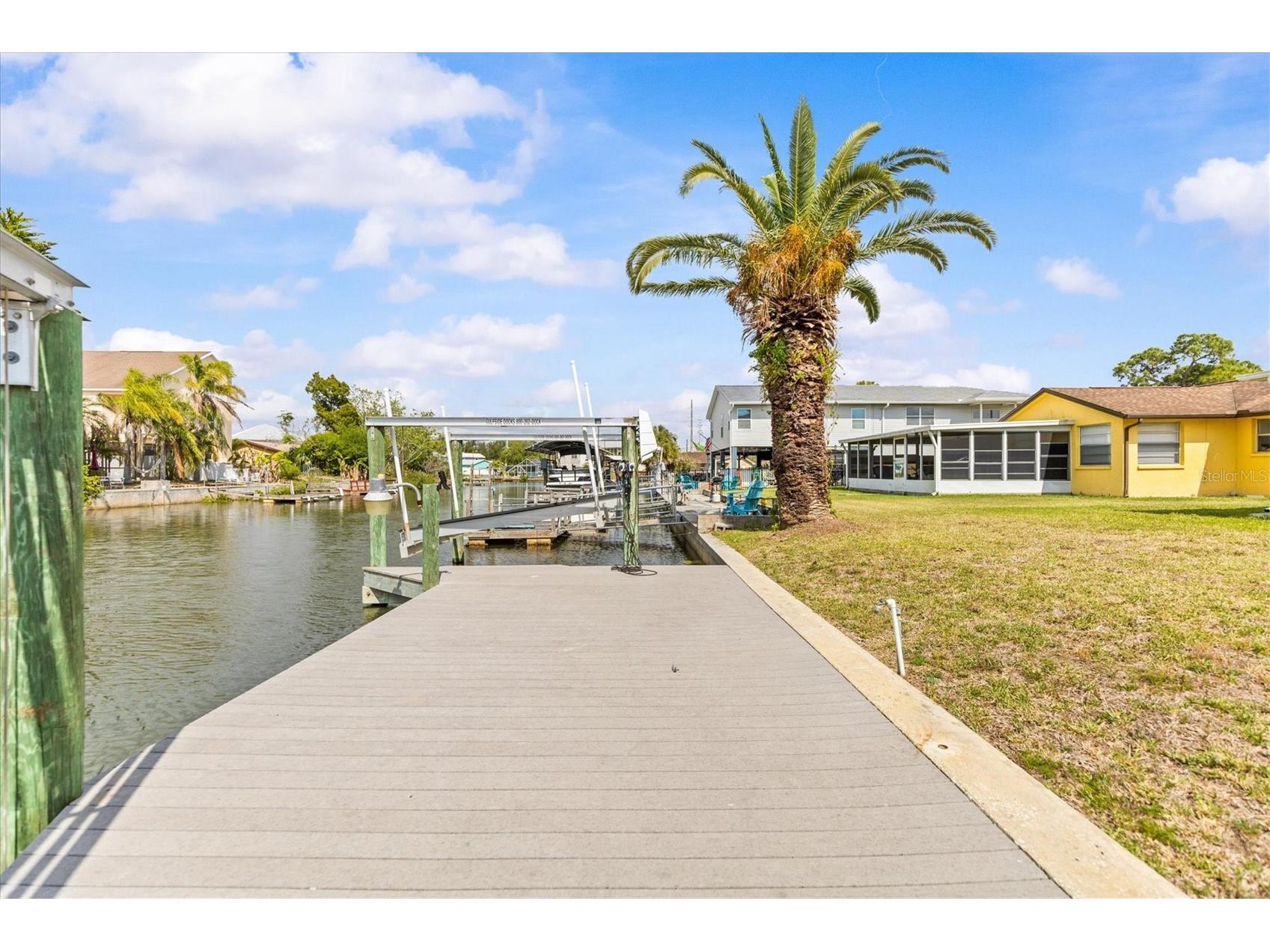 7427 Southwind Drive Hudson FL 34667 - DIRECT GULF ACCESS W7885129 image5