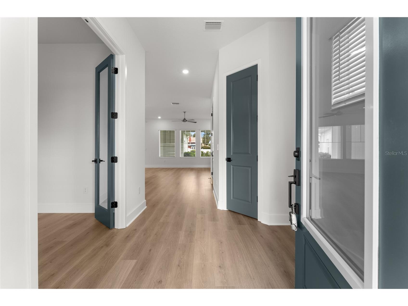 7428 Burlington Avenue N Saint Petersburg FL 33710 TB8517511 image10