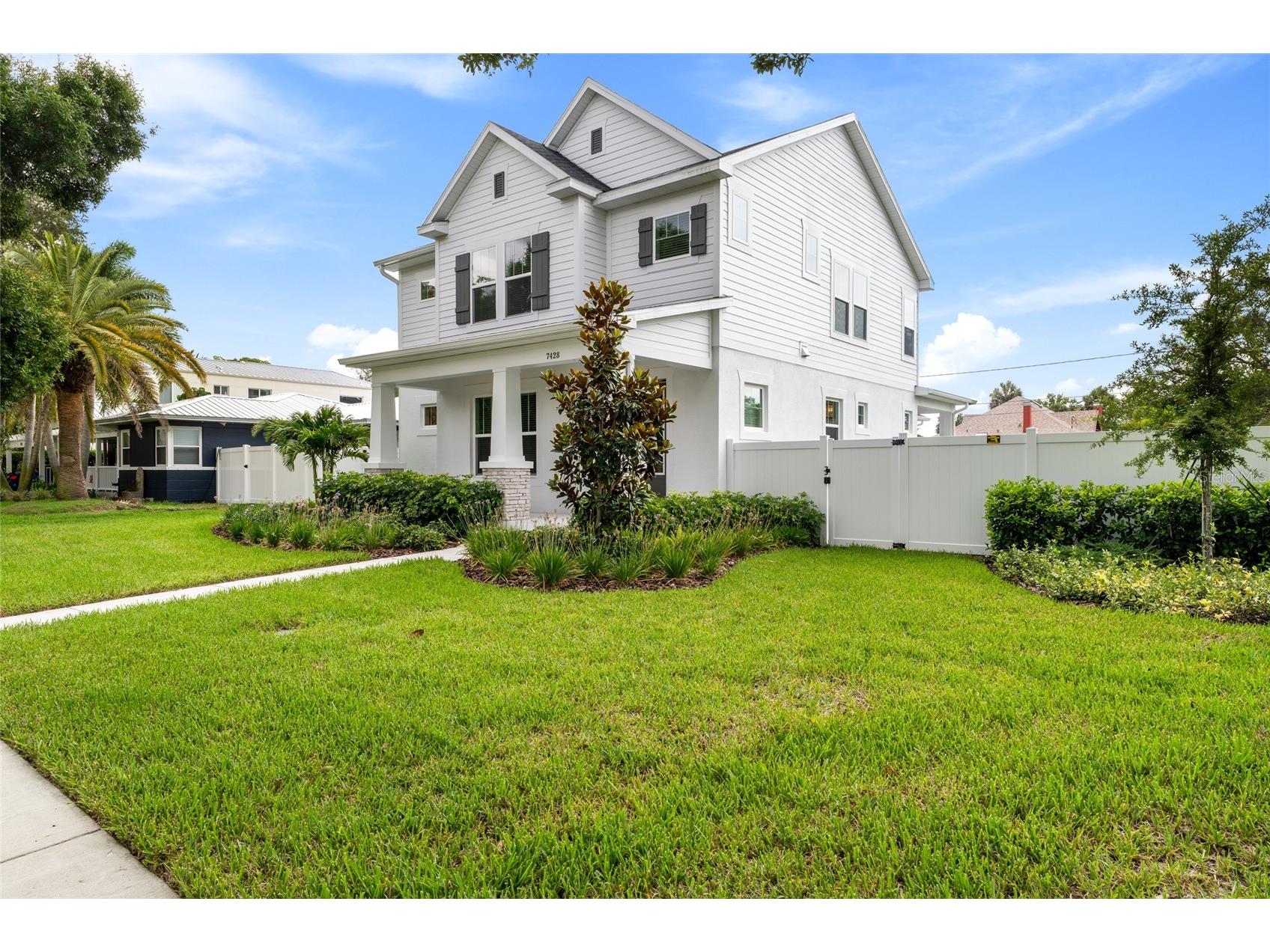 7428 Burlington Avenue N Saint Petersburg FL 33710 TB8517511 image3