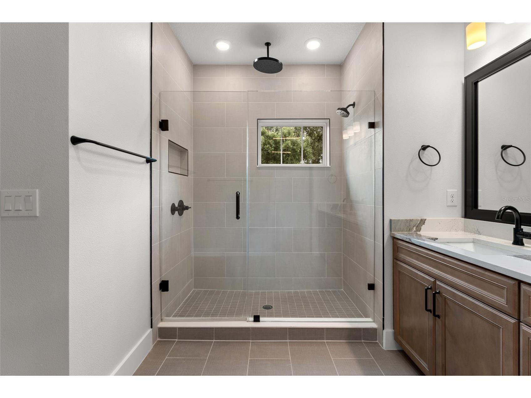 7428 Burlington Avenue N Saint Petersburg FL 33710 TB8517511 image31