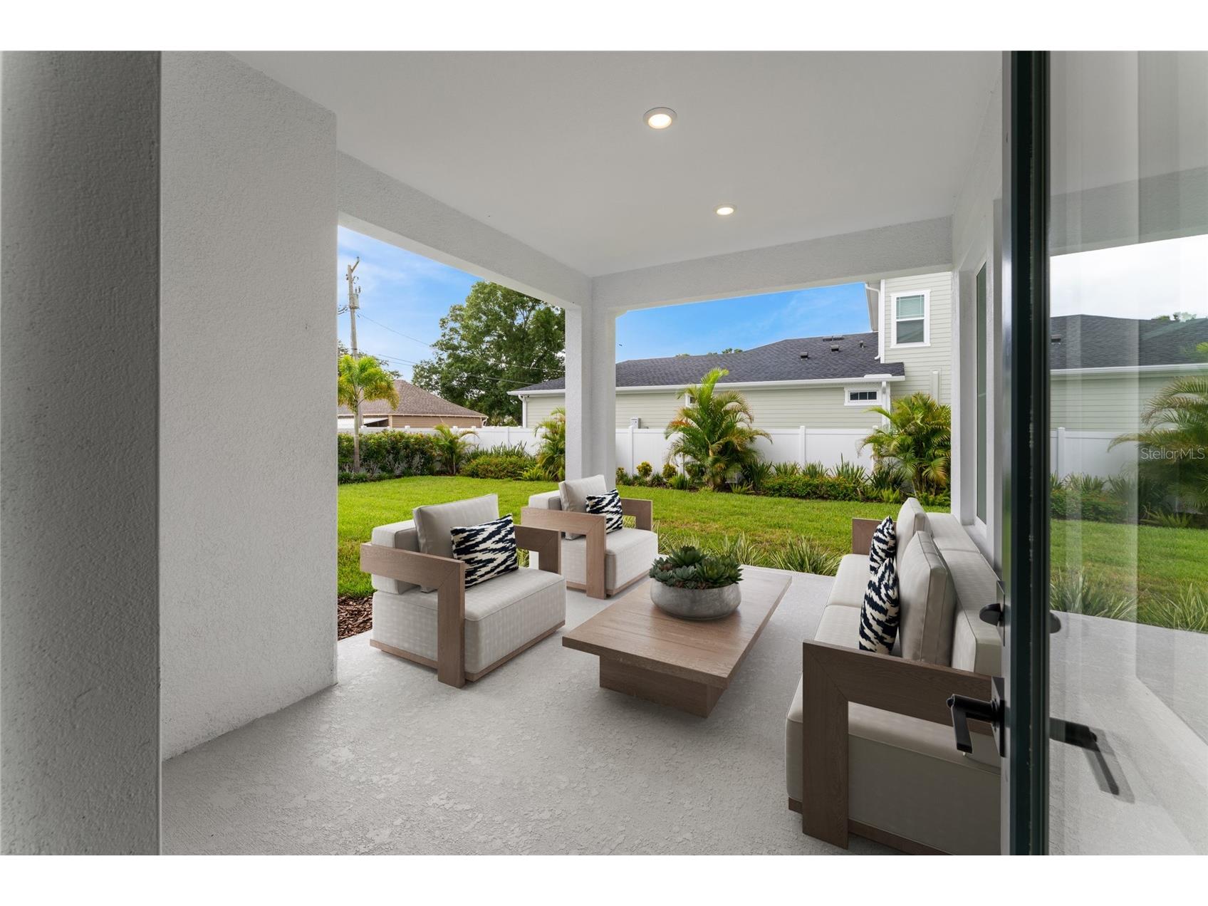 7428 Burlington Avenue N Saint Petersburg FL 33710 TB8517511 image5