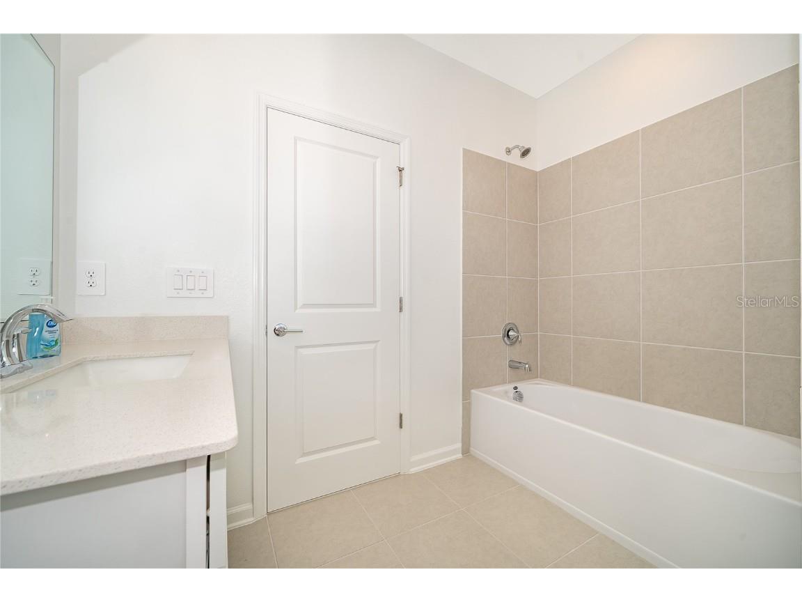 7428 Ivy Tendril Avenue Orlando FL 32829 O6371682 image18