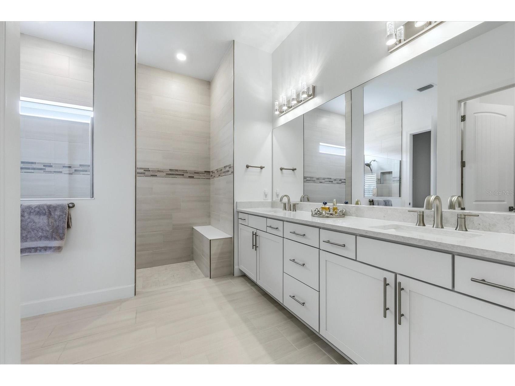 7428 Summerland Cove Lakewood Ranch FL 34202 A4691935 image29