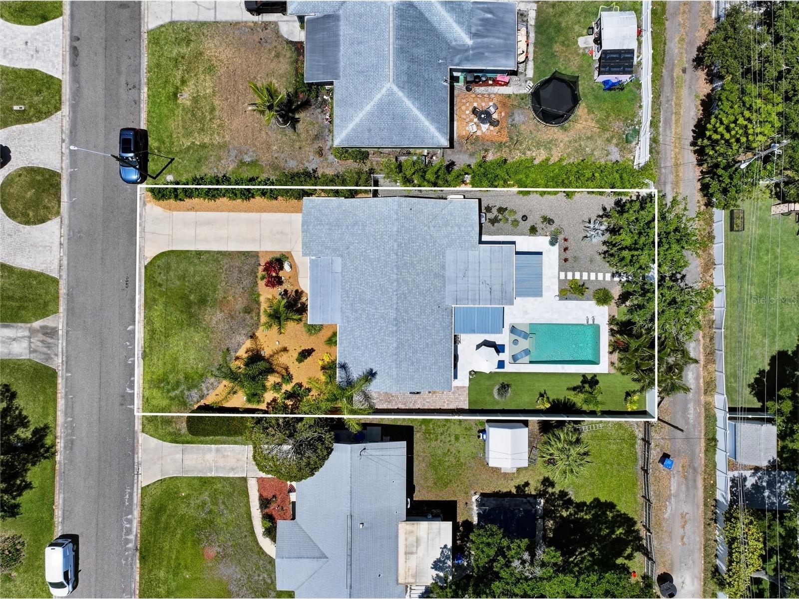 743 43rd Avenue NE Saint Petersburg FL 33703 TB8503748 image23