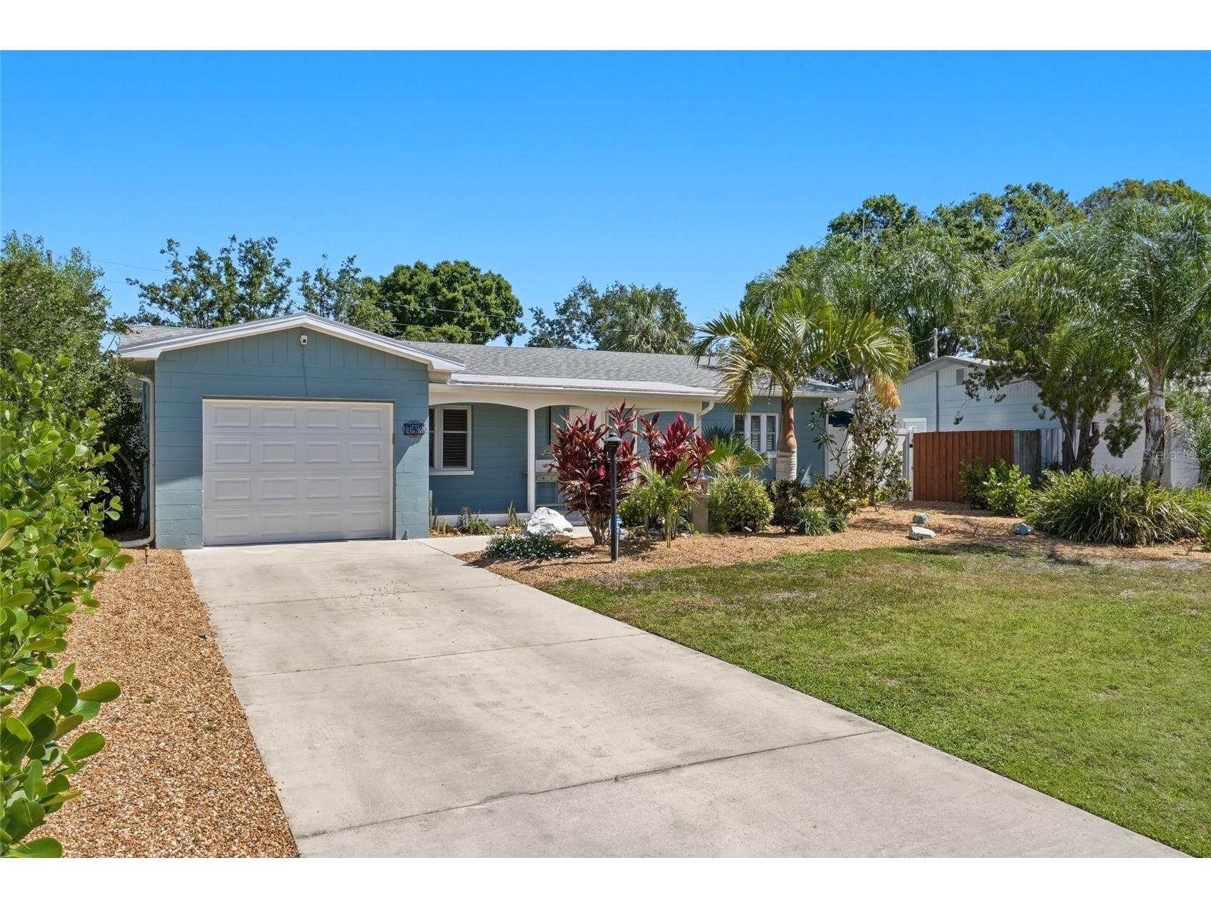 743 43rd Avenue NE Saint Petersburg FL 33703 TB8503748 image41