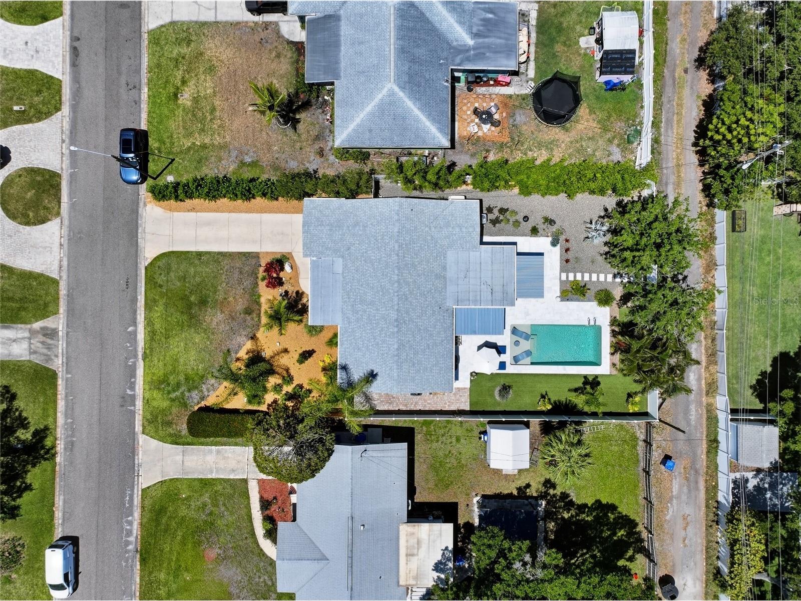 743 43rd Avenue NE Saint Petersburg FL 33703 TB8503748 image48