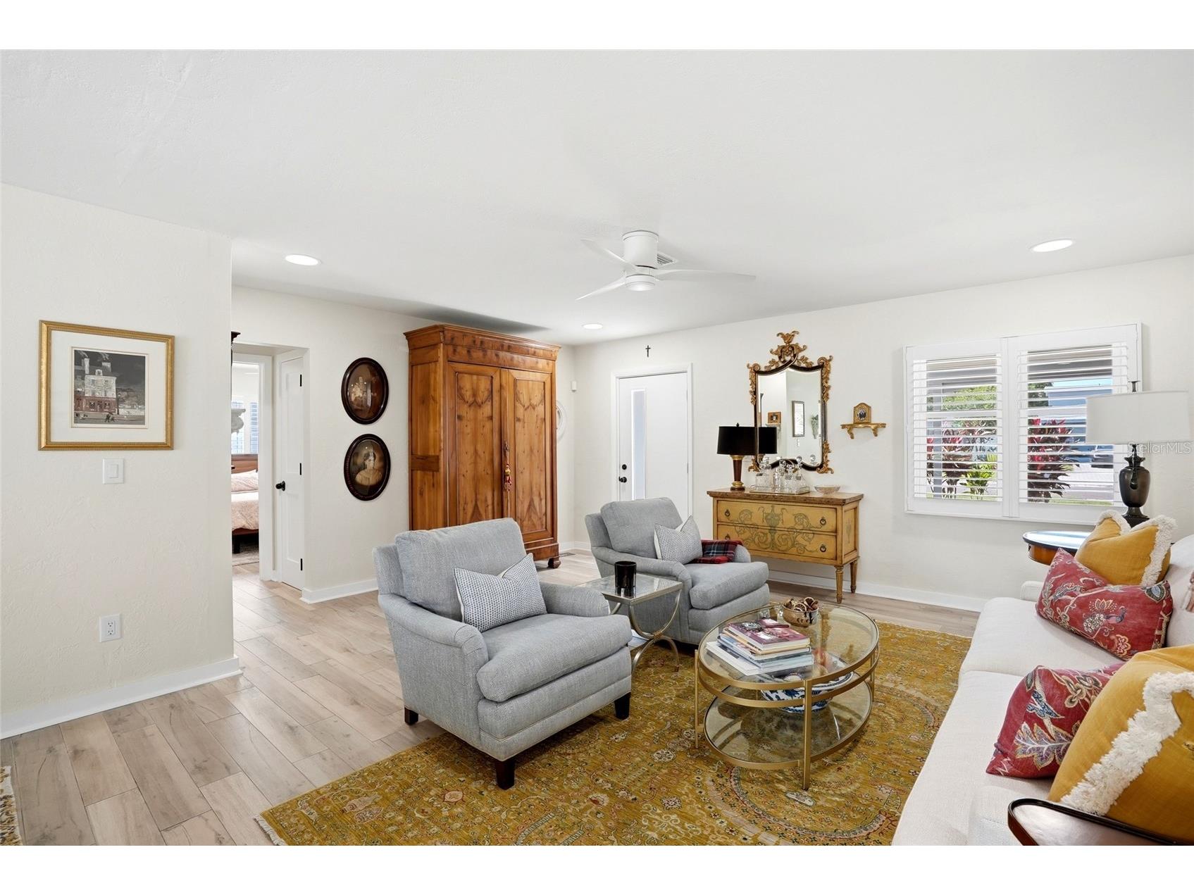 743 43rd Avenue NE Saint Petersburg FL 33703 TB8503748 image5