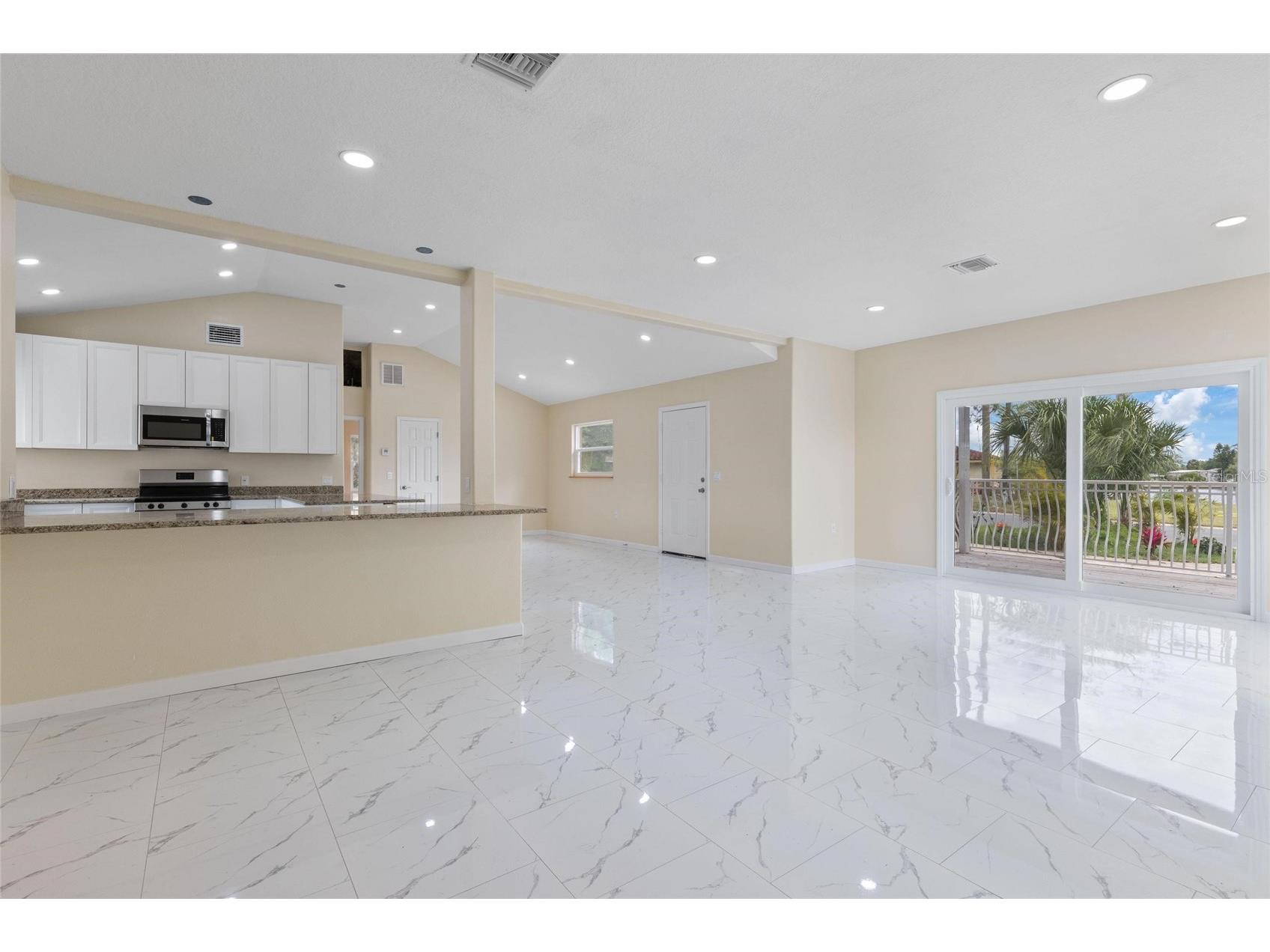 743 Bayshore Drive Tarpon Springs FL 34689 W7884829 image14