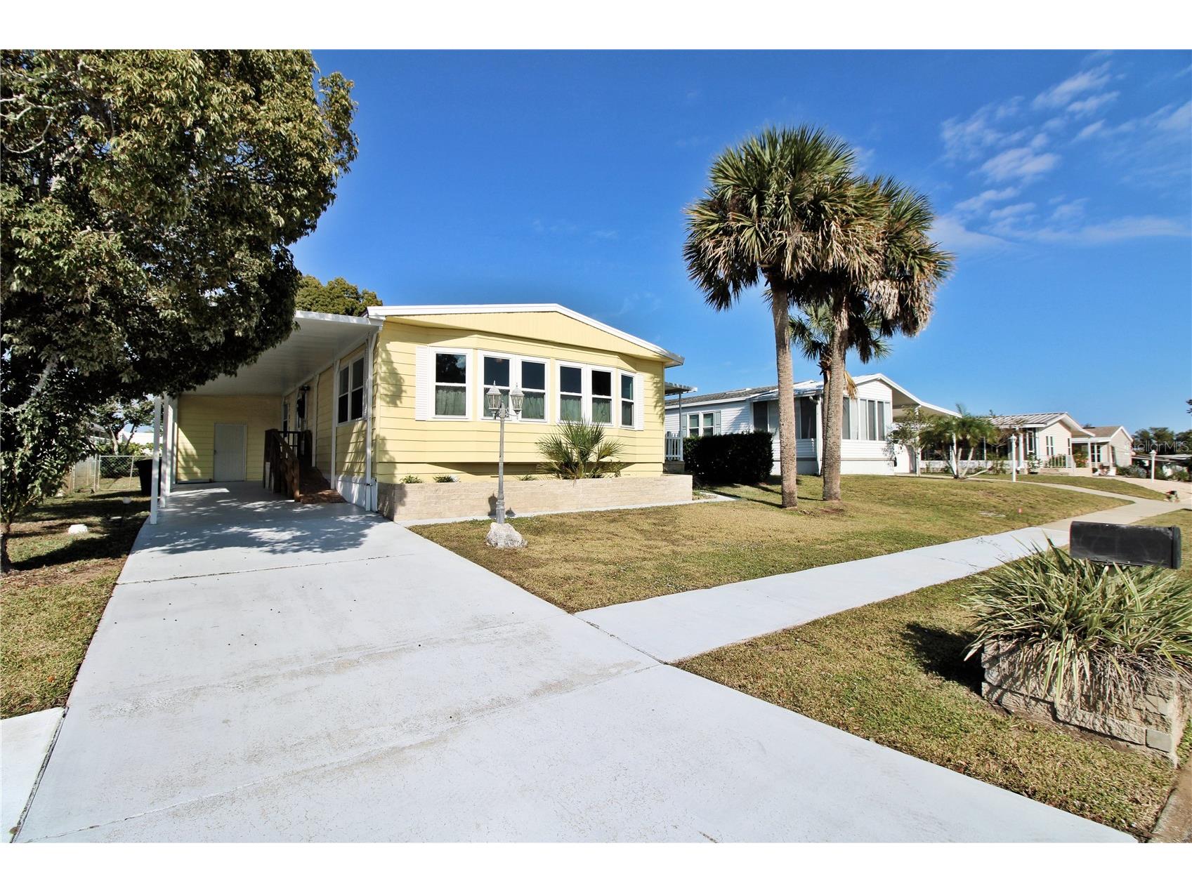 743 Cricket Court Port Orange FL 32129 V4947146 image2