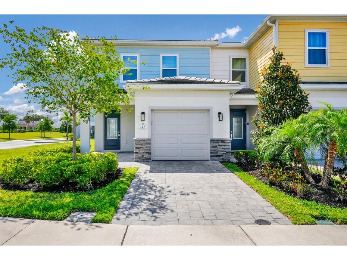 743 Driving Range Court Reunion FL 34747 O6365768 image1