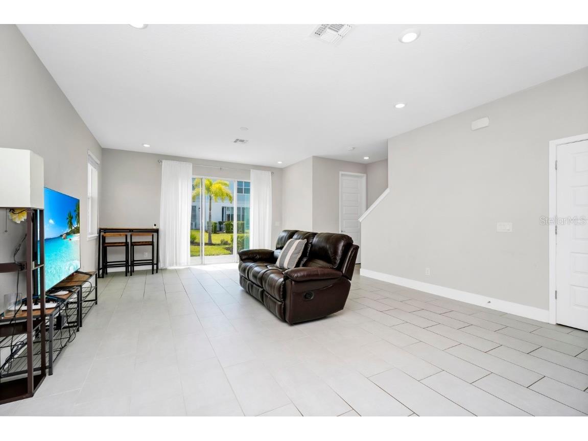 743 Driving Range Court Reunion FL 34747 O6365768 image6