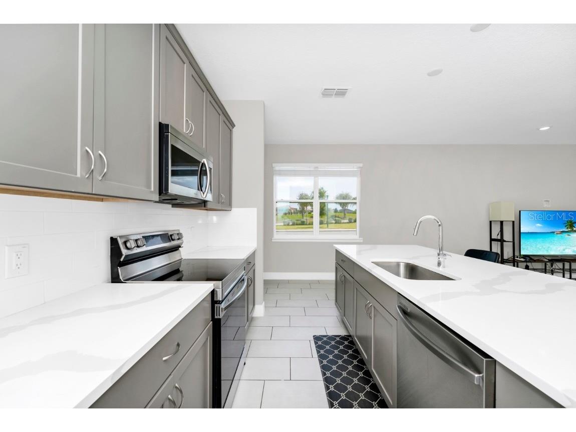 743 Driving Range Court Reunion FL 34747 O6365768 image9