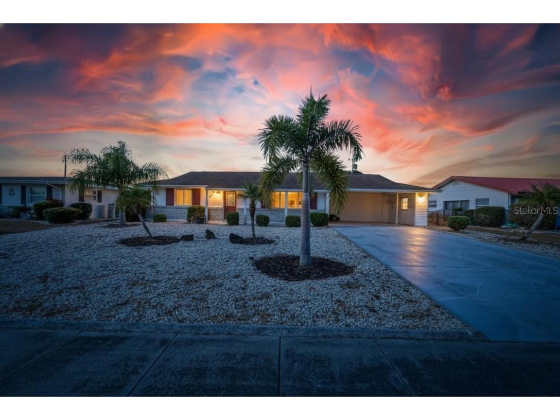 743 Ojai Avenue Sun City Center FL 33573 TB8449204 image1