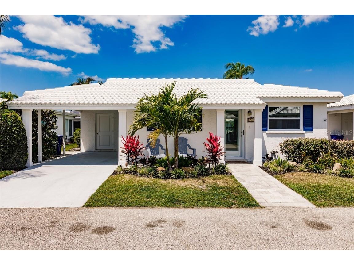 743 Spanish Drive S Longboat Key FL 34228 - SARASOTA BAY A4565999 image1