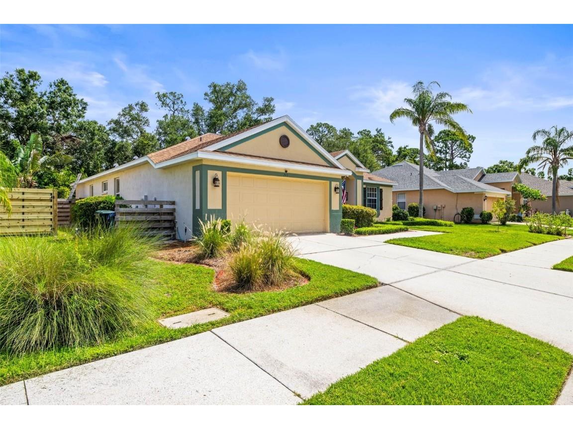 743 Stonecrest Drive Sarasota FL 34232 A4654945 image2