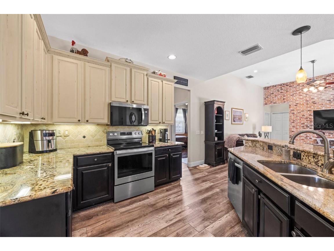 743 Stonecrest Drive Sarasota FL 34232 A4654945 image22