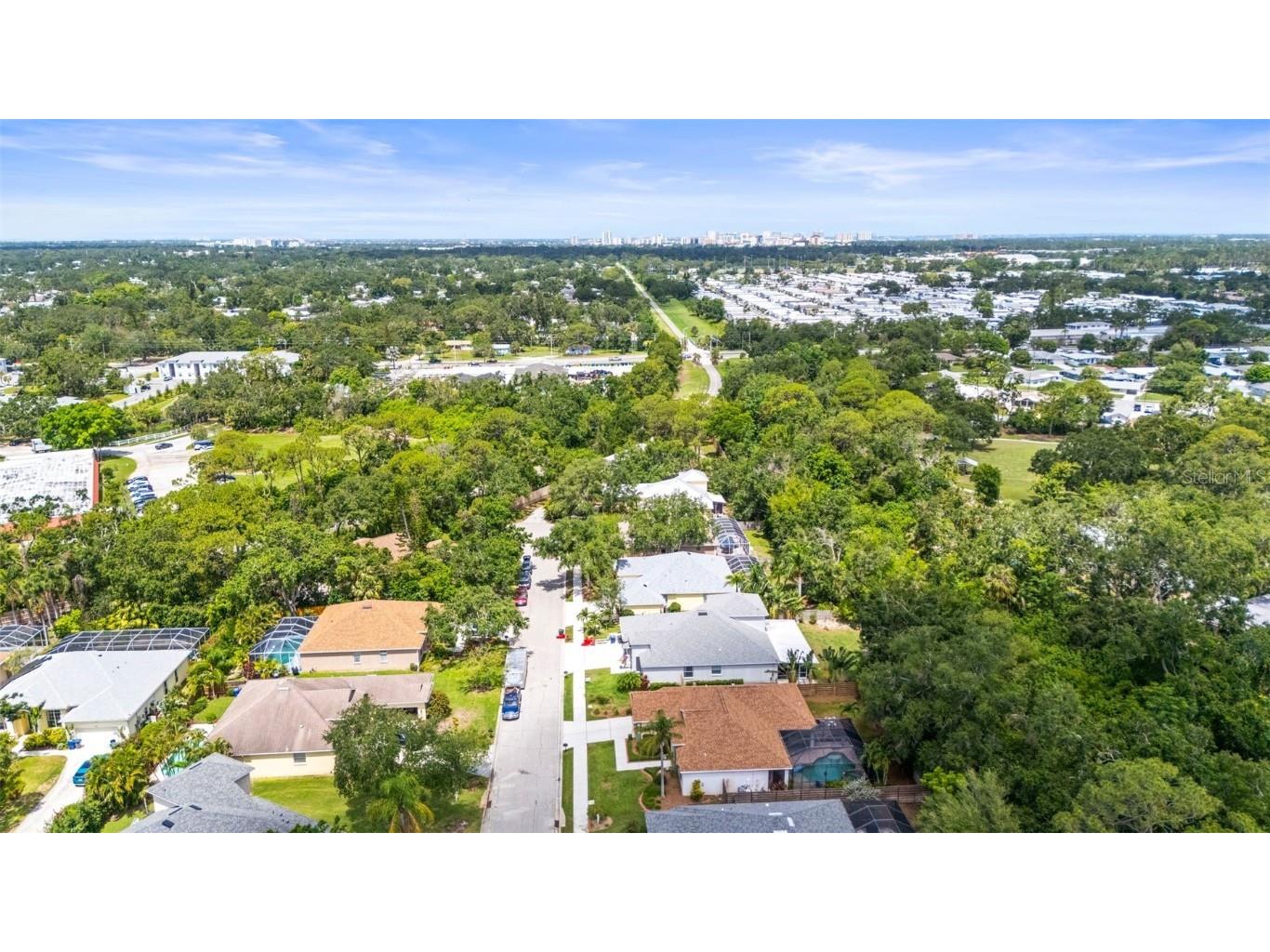 743 Stonecrest Drive Sarasota FL 34232 A4654945 image62