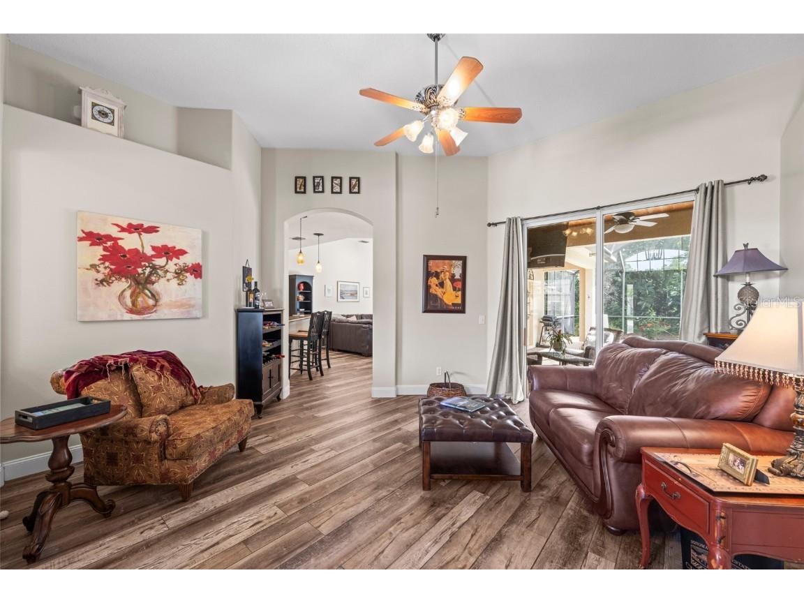 743 Stonecrest Drive Sarasota FL 34232 A4654945 image9