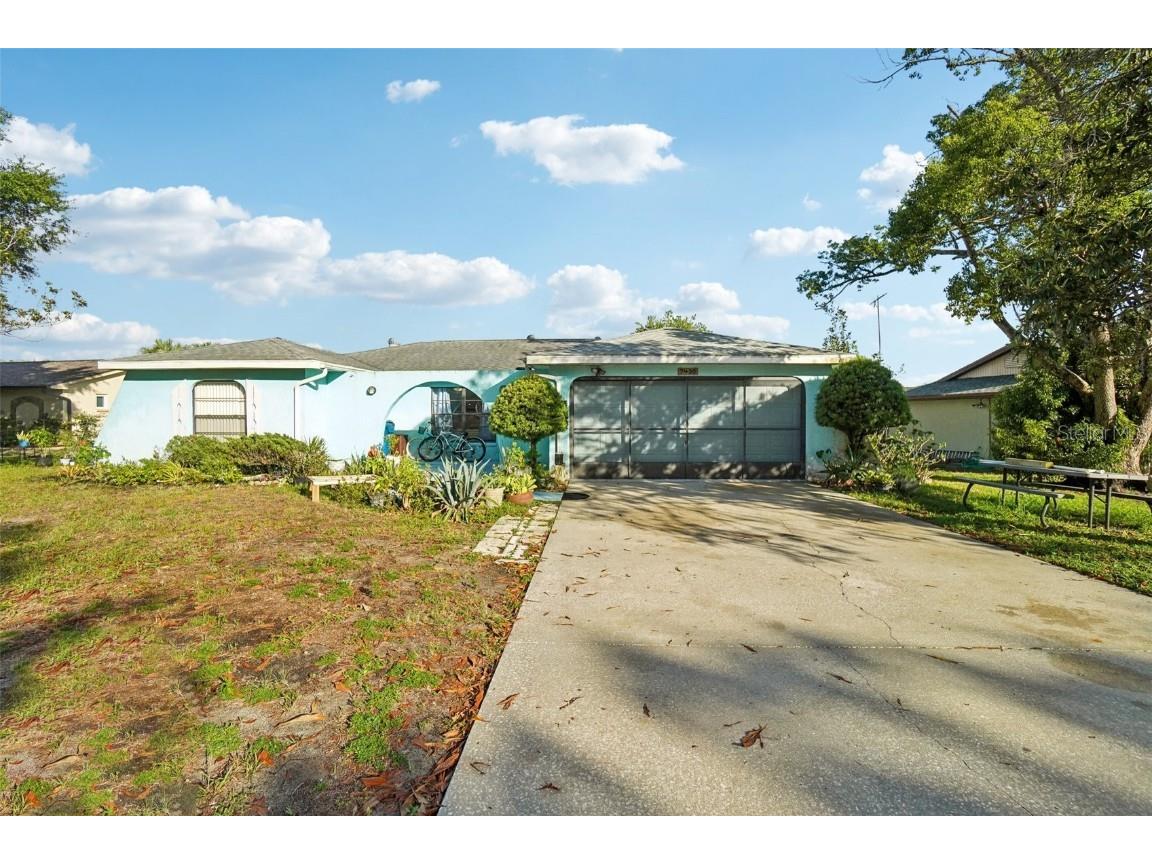 7430 Abington Way Weeki Wachee FL 34613 U8247245 image1