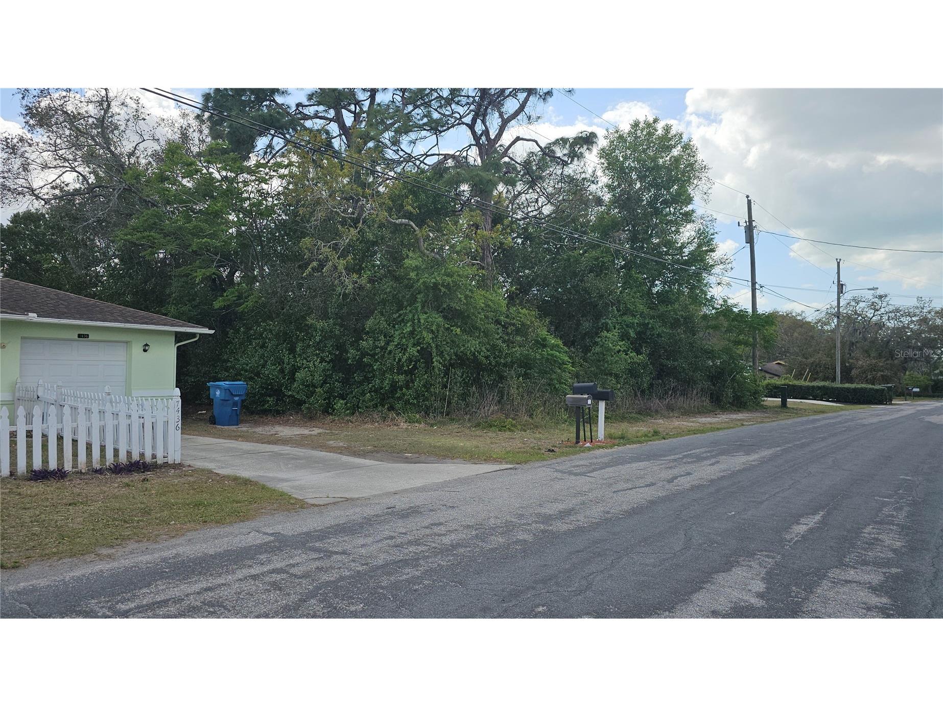 7430 Apache Trail Spring Hill FL 34606 TB8484671 image3
