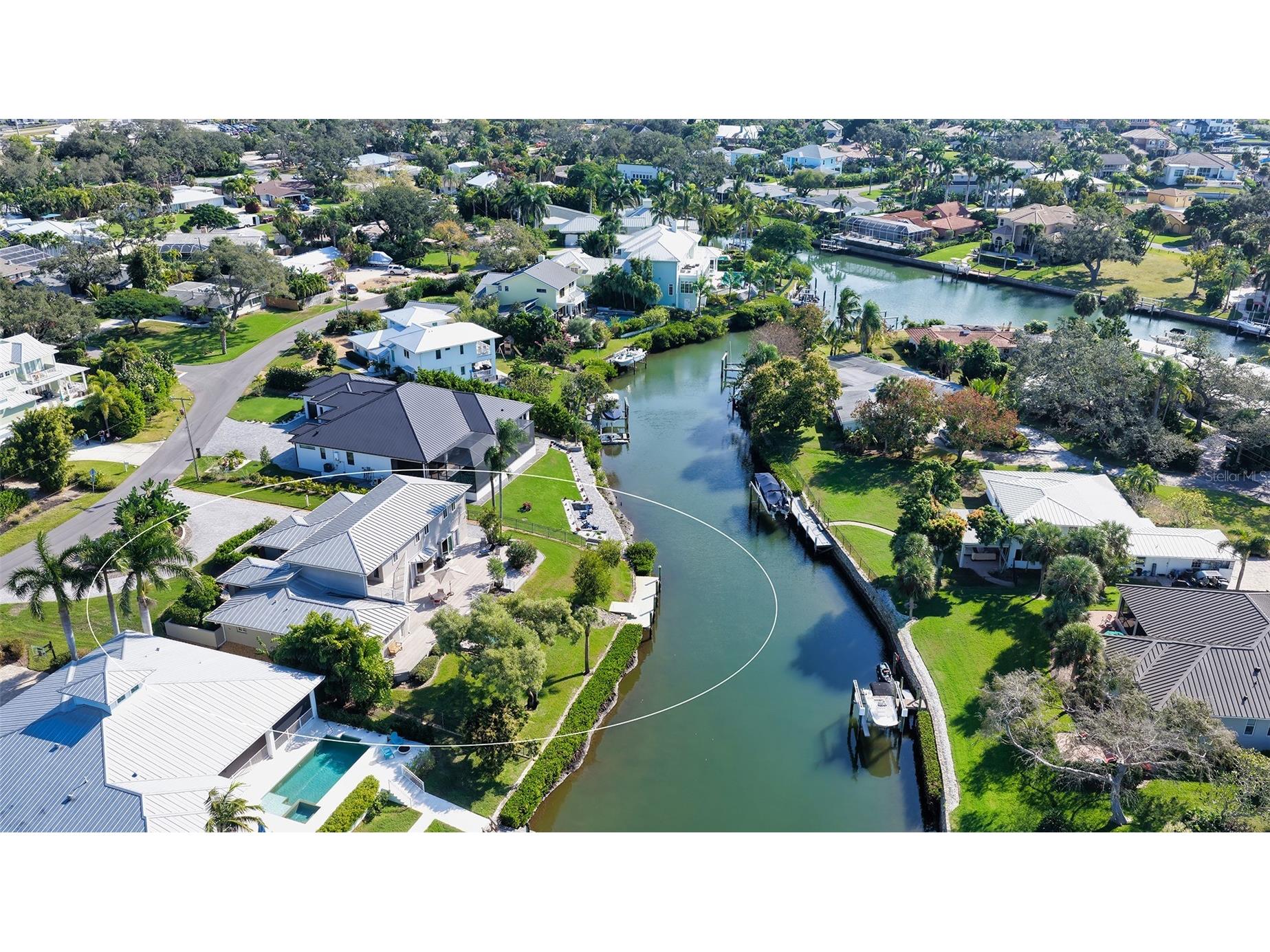 7430 Cove Terrace Sarasota FL 34231 A4676485 image2
