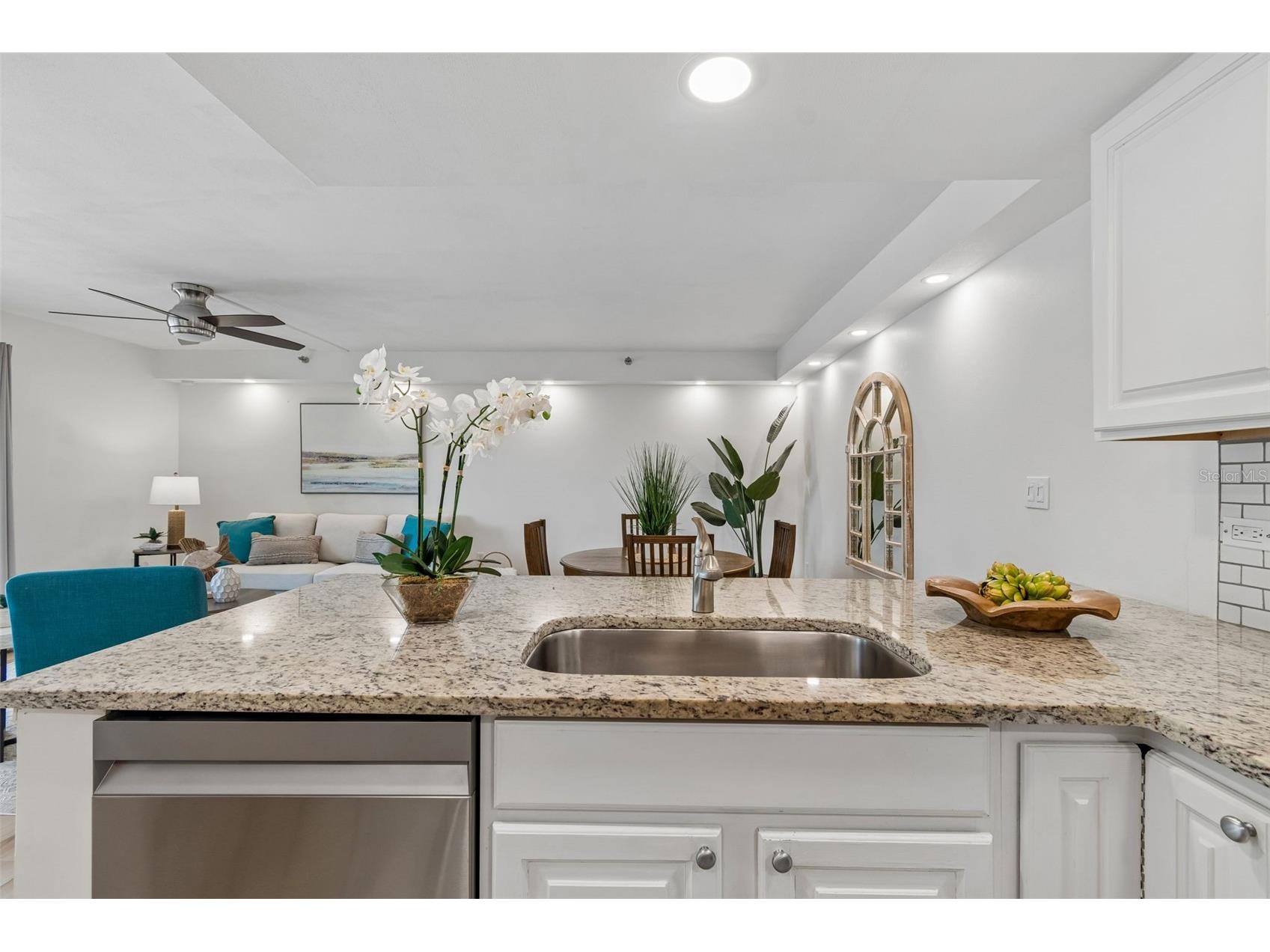 7430 Sunshine Skyway Lane S #201 Saint Petersburg FL 33711 TB8524197 image10