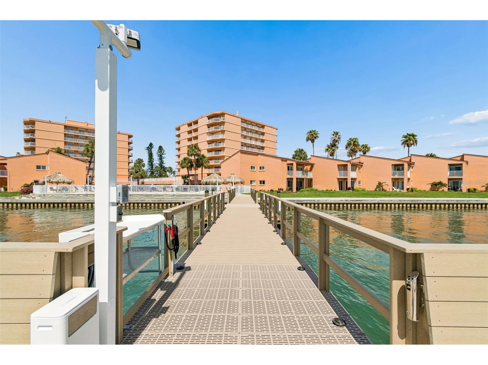 7430 Sunshine Skyway Lane S #201 Saint Petersburg FL 33711 TB8524197 image47