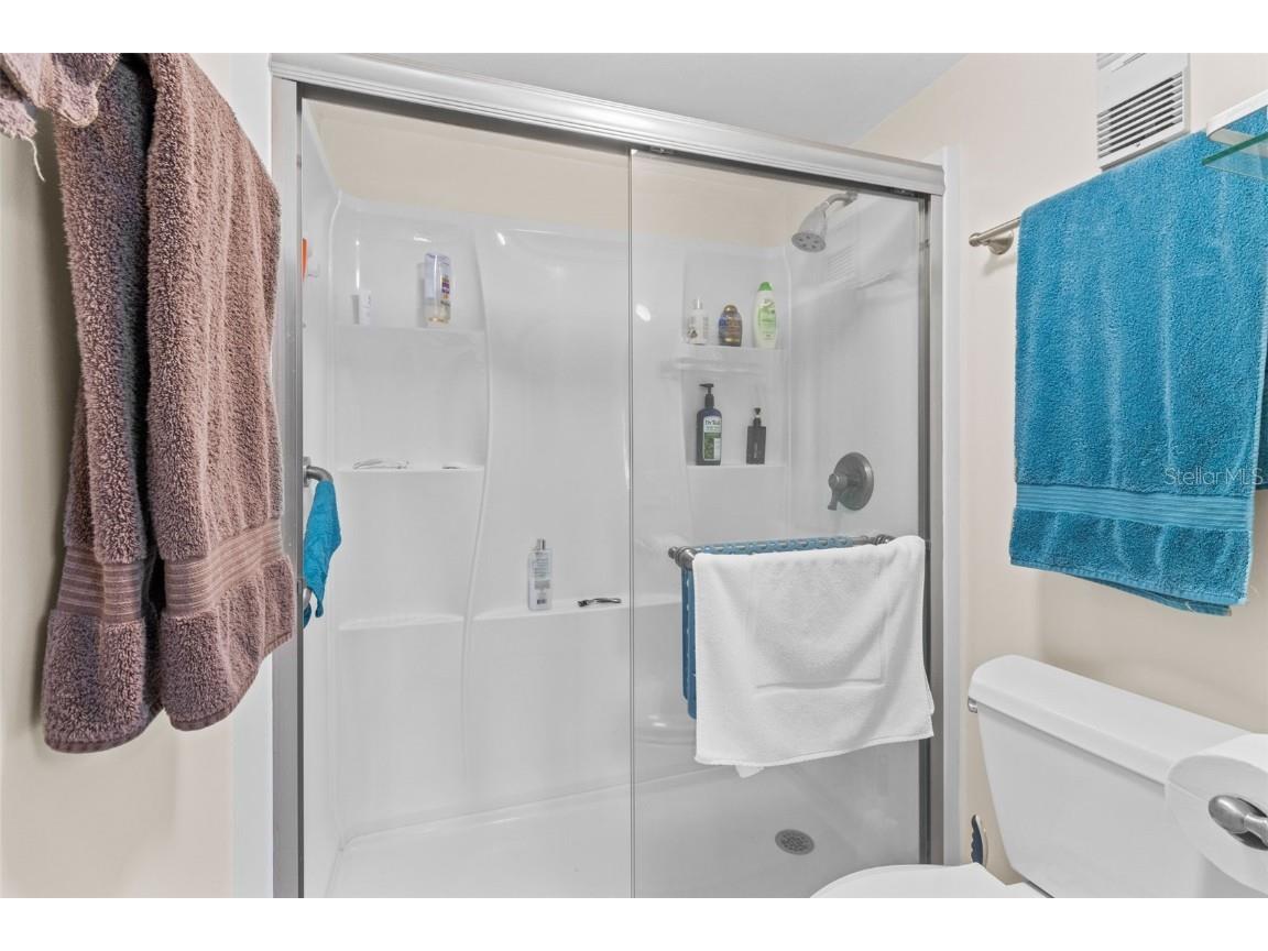 7430 Sunshine Skyway Lane S #402 Saint Petersburg FL 33711 TB8367543 image18