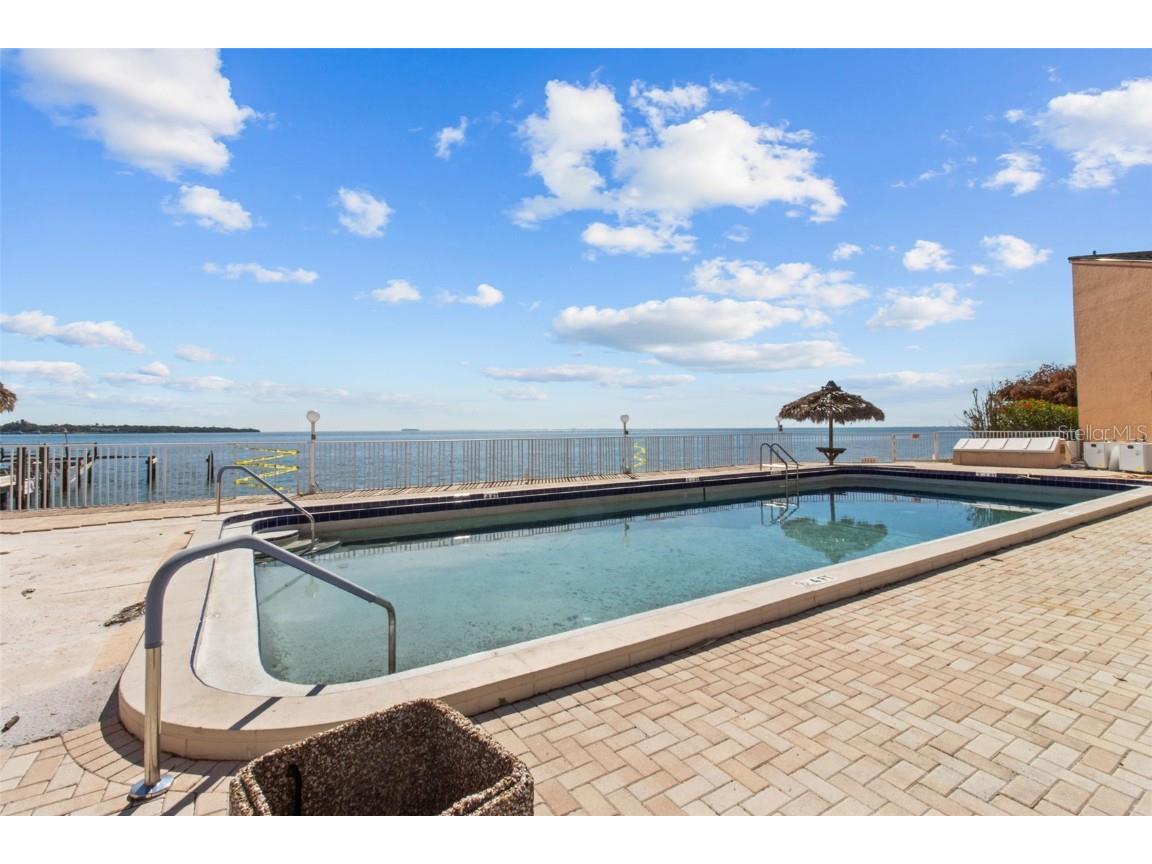 7430 Sunshine Skyway Lane S #402 Saint Petersburg FL 33711 TB8367543 image28