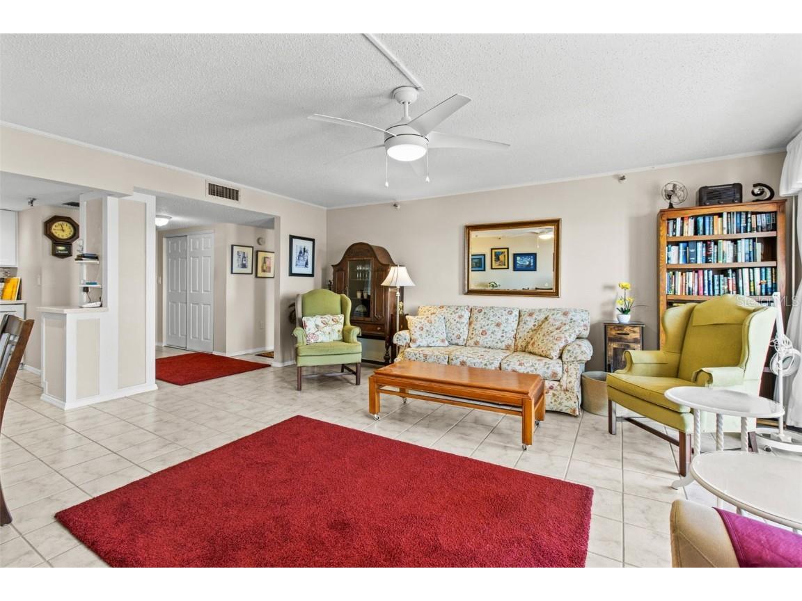 7430 Sunshine Skyway Lane S #402 Saint Petersburg FL 33711 TB8367543 image6