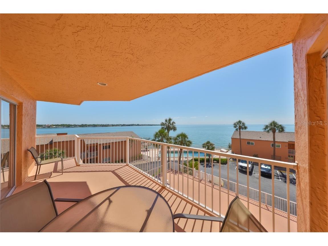 7430 Sunshine Skyway Lane S #403 Saint Petersburg FL 33711 TB8374665 image15