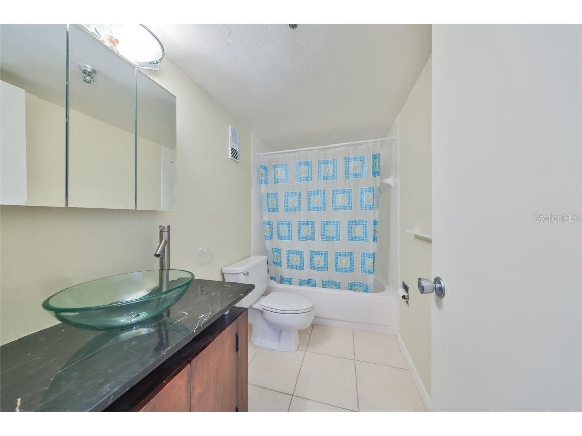 7430 Sunshine Skyway Lane S #403 Saint Petersburg FL 33711 TB8374665 image27