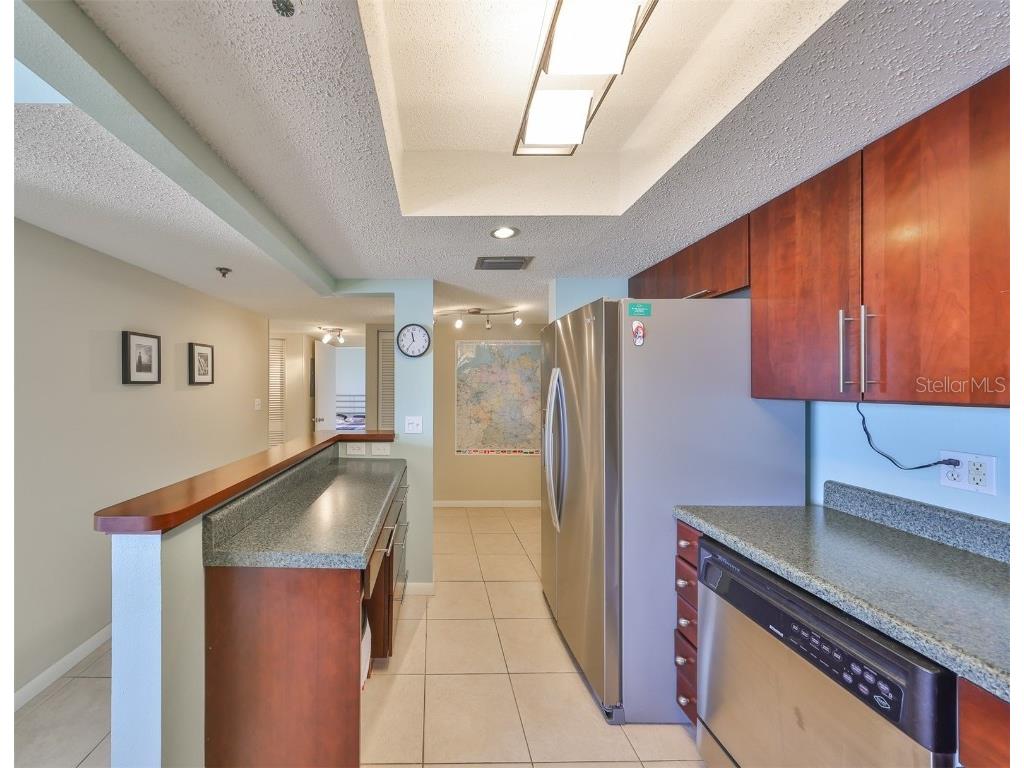 7430 Sunshine Skyway Lane S #403 Saint Petersburg FL 33711 TB8429153 image18