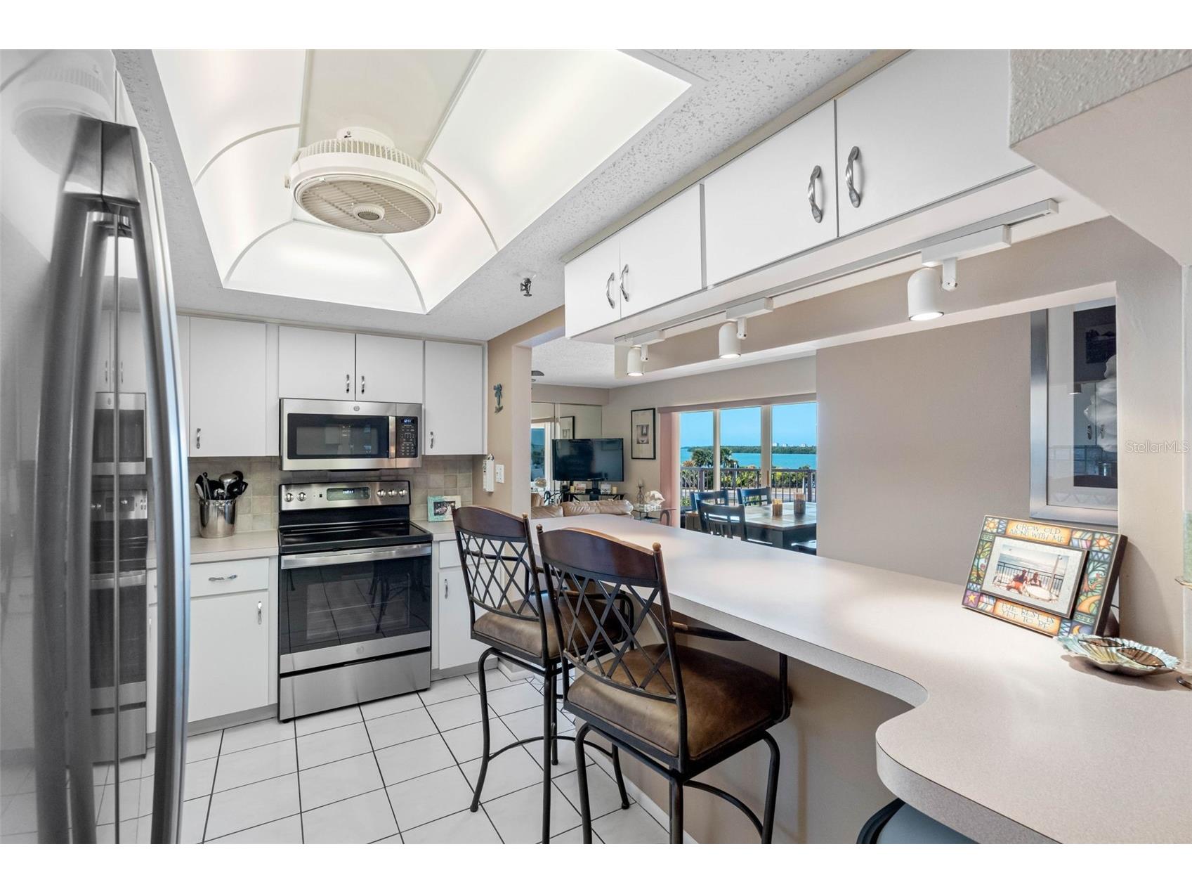 7430 Sunshine Skyway Lane S #406 Saint Petersburg FL 33711 - GULF OF AMERICA/INTRACOASTAL TB8479074 image17