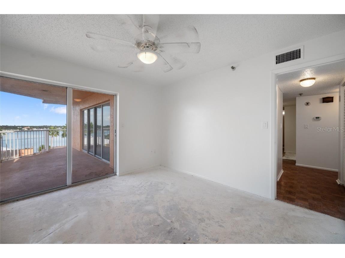 7430 Sunshine Skyway Lane S #601 Saint Petersburg FL 33711 TB8451605 image25