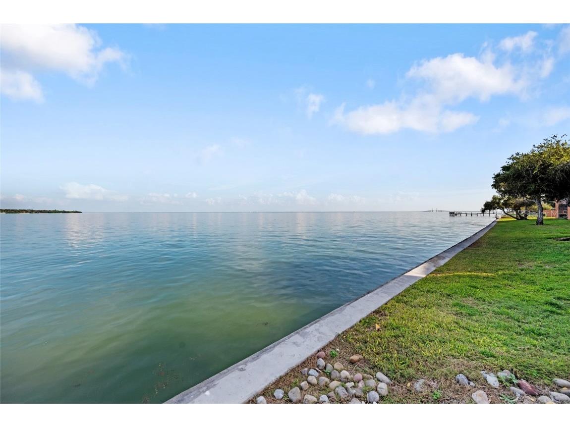 7430 Sunshine Skyway Lane S #601 Saint Petersburg FL 33711 TB8451605 image6