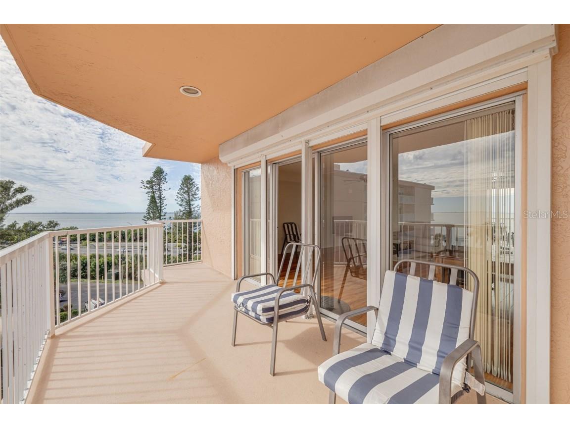 7430 Sunshine Skyway Lane S #704 Saint Petersburg FL 33711 TB8456414 image11