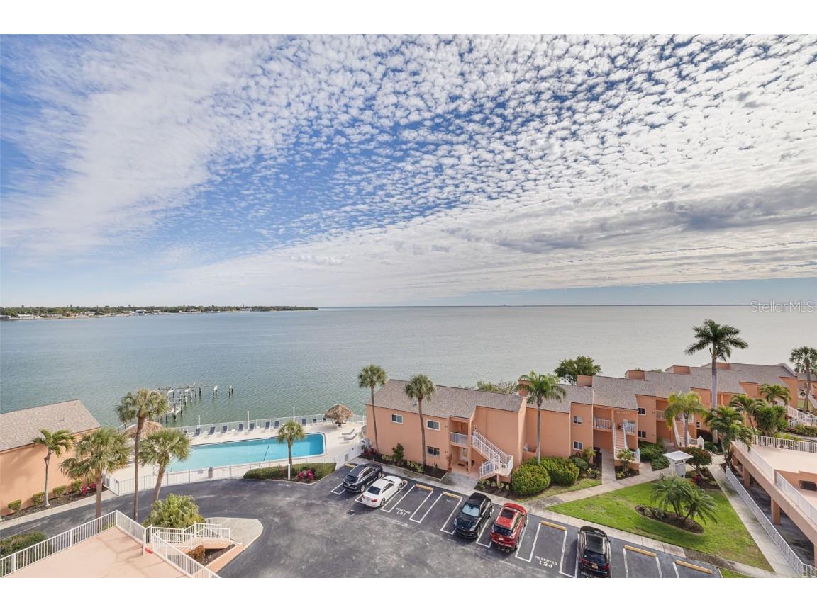 7430 Sunshine Skyway Lane S #704 Saint Petersburg FL 33711 TB8456414 image32