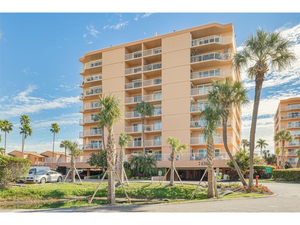 7430 Sunshine Skyway Lane S #704 Saint Petersburg FL 33711 TB8456414 image36