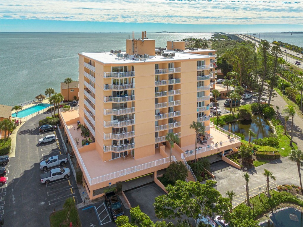 7430 Sunshine Skyway Lane S #704 Saint Petersburg FL 33711 TB8456414 image38