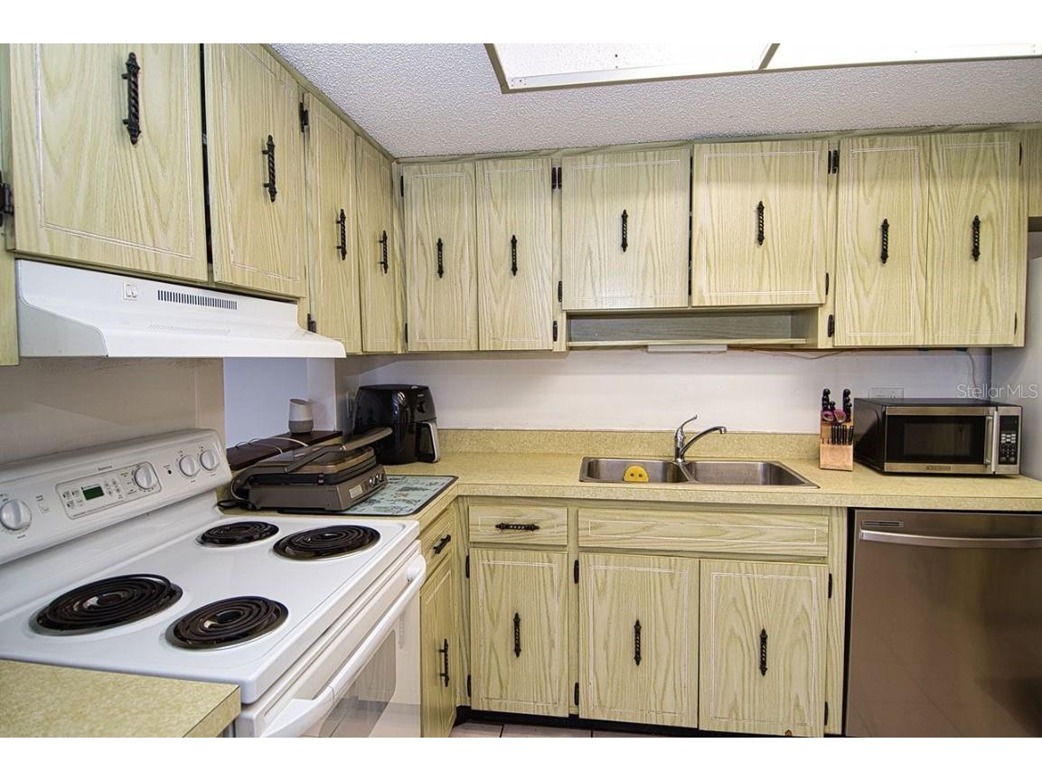 7430 Sunshine Skyway Lane S #804 Saint Petersburg FL 33711 TB8423097 image15