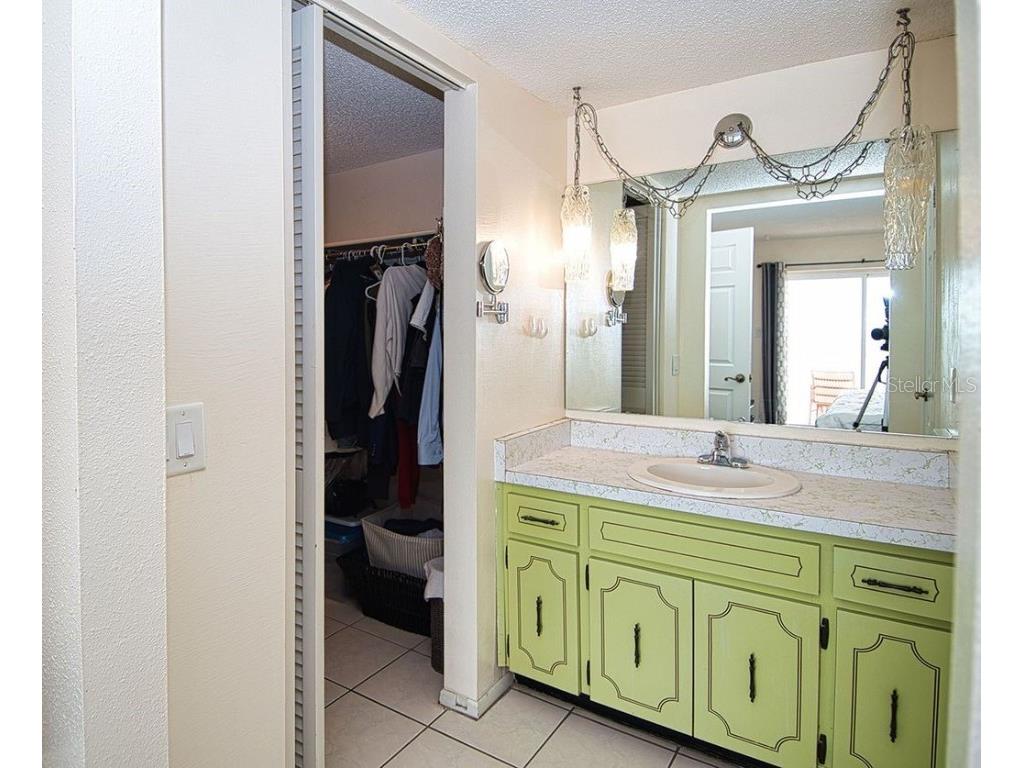 7430 Sunshine Skyway Lane S #804 Saint Petersburg FL 33711 TB8423097 image35